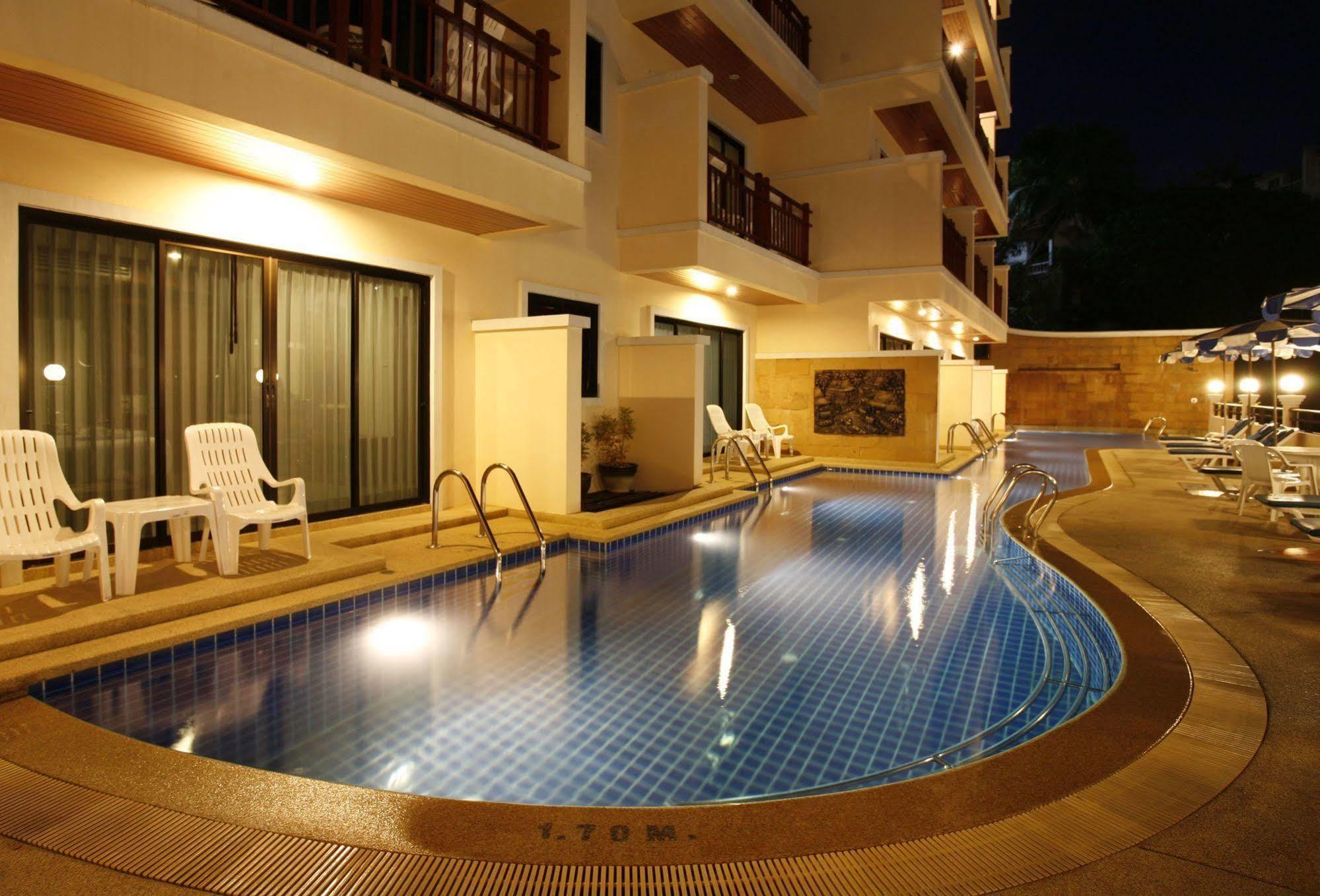 Jiraporn Hill Resort Patong Eksteriør bilde